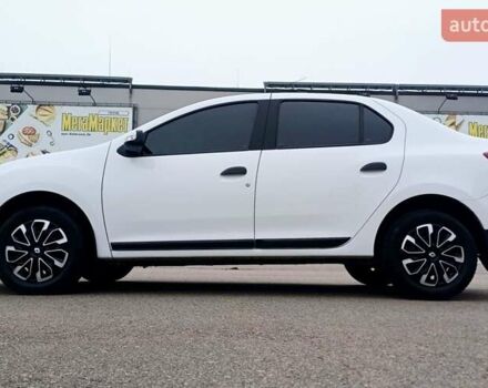 Белый Рено Логан, объемом двигателя 1.5 л и пробегом 150 тыс. км за 9150 $, фото 7 на Automoto.ua