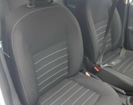 Белый Рено Логан, объемом двигателя 1.5 л и пробегом 144 тыс. км за 6999 $, фото 1 на Automoto.ua