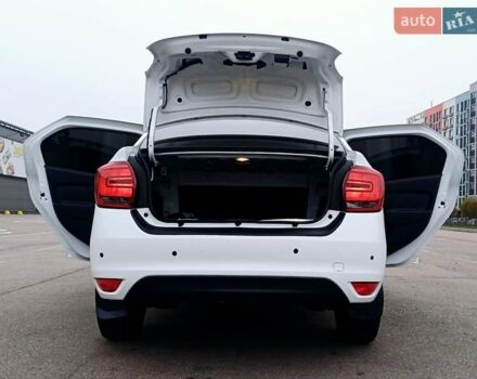 Белый Рено Логан, объемом двигателя 1.5 л и пробегом 150 тыс. км за 9150 $, фото 29 на Automoto.ua