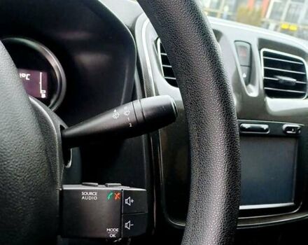 Белый Рено Логан, объемом двигателя 1.5 л и пробегом 150 тыс. км за 9150 $, фото 73 на Automoto.ua