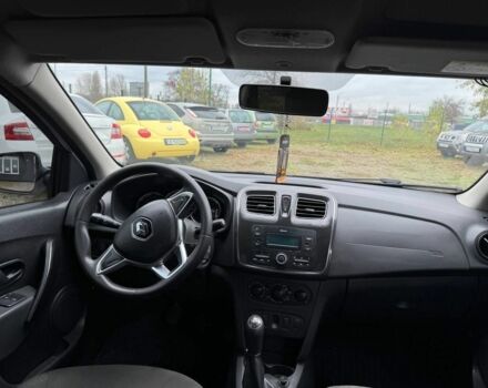 Білий Рено Логан, об'ємом двигуна 1 л та пробігом 150 тис. км за 5500 $, фото 9 на Automoto.ua