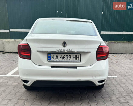 Белый Рено Логан, объемом двигателя 1 л и пробегом 288 тыс. км за 3750 $, фото 4 на Automoto.ua