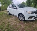 Белый Рено Логан, объемом двигателя 1.5 л и пробегом 172 тыс. км за 8200 $, фото 8 на Automoto.ua