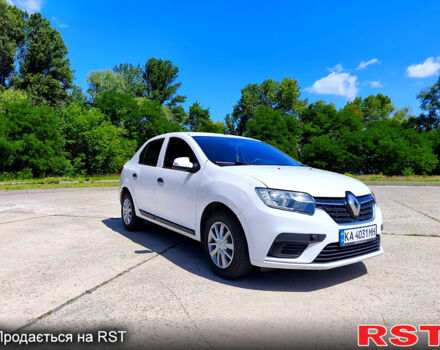 Белый Рено Логан, объемом двигателя 1 л и пробегом 143 тыс. км за 6000 $, фото 5 на Automoto.ua