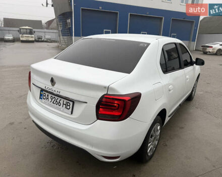 Белый Рено Логан, объемом двигателя 0.9 л и пробегом 41 тыс. км за 9300 $, фото 7 на Automoto.ua
