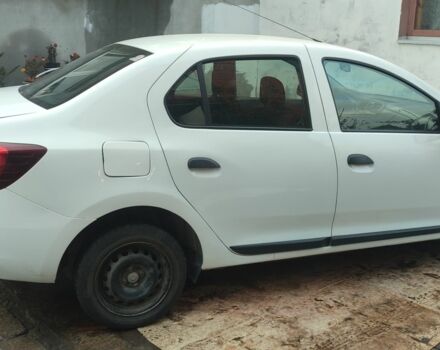 Белый Рено Логан, объемом двигателя 1 л и пробегом 213 тыс. км за 4500 $, фото 1 на Automoto.ua
