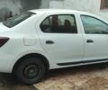 Белый Рено Логан, объемом двигателя 1 л и пробегом 213 тыс. км за 4500 $, фото 1 на Automoto.ua