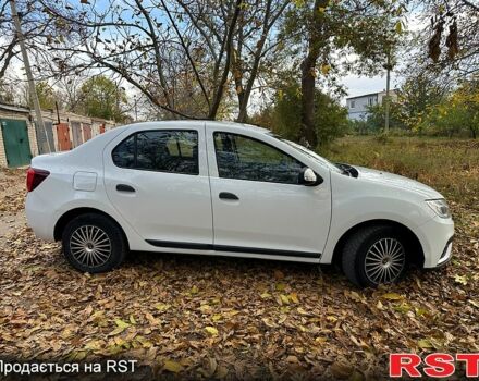 Белый Рено Логан, объемом двигателя 1.5 л и пробегом 180 тыс. км за 6300 $, фото 2 на Automoto.ua