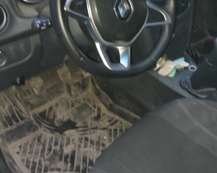 Белый Рено Логан, объемом двигателя 1 л и пробегом 213 тыс. км за 4500 $, фото 4 на Automoto.ua