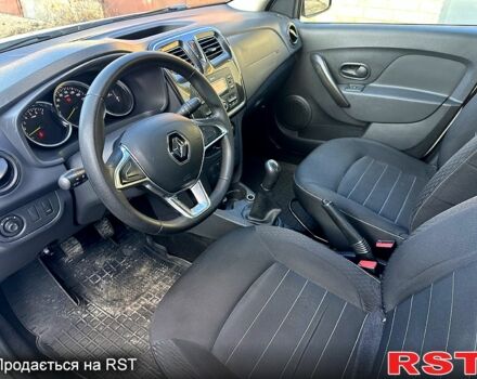 Белый Рено Логан, объемом двигателя 1.5 л и пробегом 103 тыс. км за 7200 $, фото 3 на Automoto.ua