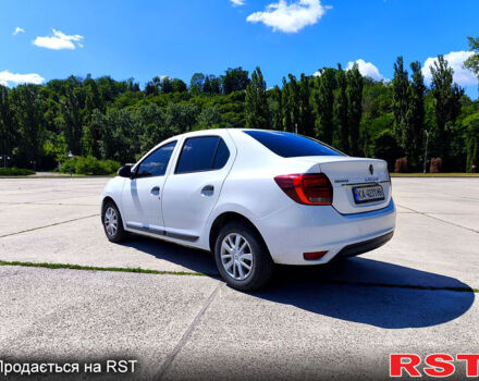 Белый Рено Логан, объемом двигателя 1 л и пробегом 143 тыс. км за 6000 $, фото 2 на Automoto.ua