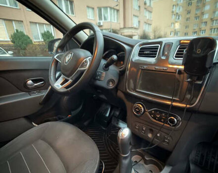 Белый Рено Логан, объемом двигателя 0.9 л и пробегом 88 тыс. км за 10500 $, фото 14 на Automoto.ua