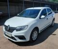 Белый Рено Логан, объемом двигателя 1 л и пробегом 290 тыс. км за 4100 $, фото 1 на Automoto.ua