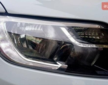 Белый Рено Логан, объемом двигателя 1.5 л и пробегом 150 тыс. км за 9150 $, фото 49 на Automoto.ua