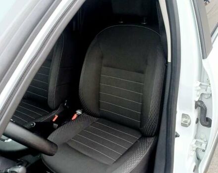 Белый Рено Логан, объемом двигателя 1.5 л и пробегом 150 тыс. км за 9150 $, фото 58 на Automoto.ua