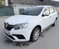 Белый Рено Логан, объемом двигателя 1.5 л и пробегом 145 тыс. км за 6223 $, фото 2 на Automoto.ua