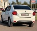 Белый Рено Логан, объемом двигателя 1 л и пробегом 65 тыс. км за 7300 $, фото 21 на Automoto.ua