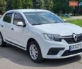 Белый Рено Логан, объемом двигателя 1.5 л и пробегом 93 тыс. км за 8200 $, фото 2 на Automoto.ua