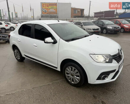 Белый Рено Логан, объемом двигателя 0.9 л и пробегом 41 тыс. км за 9300 $, фото 10 на Automoto.ua