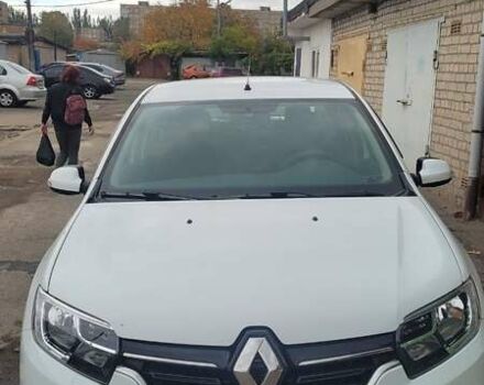 Білий Рено Логан, об'ємом двигуна 0.9 л та пробігом 46 тис. км за 8600 $, фото 2 на Automoto.ua