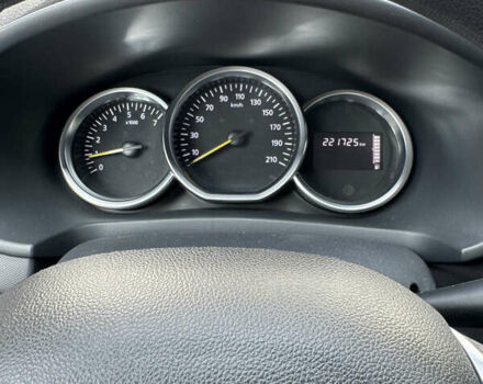 Белый Рено Логан, объемом двигателя 1 л и пробегом 220 тыс. км за 5850 $, фото 6 на Automoto.ua