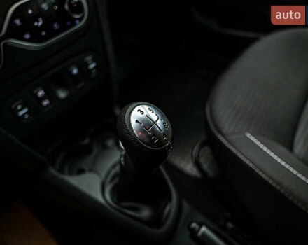 Білий Рено Логан, об'ємом двигуна 1.5 л та пробігом 173 тис. км за 8720 $, фото 15 на Automoto.ua