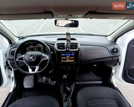 Белый Рено Логан, объемом двигателя 1.5 л и пробегом 150 тыс. км за 9150 $, фото 63 на Automoto.ua