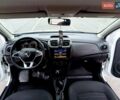 Белый Рено Логан, объемом двигателя 1.5 л и пробегом 150 тыс. км за 9150 $, фото 63 на Automoto.ua