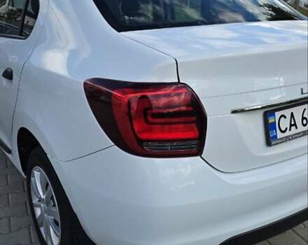 Белый Рено Логан, объемом двигателя 1 л и пробегом 107 тыс. км за 8200 $, фото 7 на Automoto.ua