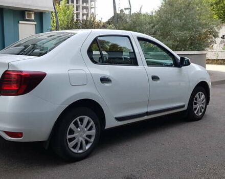 Белый Рено Логан, объемом двигателя 1.46 л и пробегом 180 тыс. км за 8450 $, фото 5 на Automoto.ua