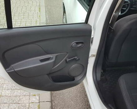 Белый Рено Логан, объемом двигателя 1.46 л и пробегом 180 тыс. км за 8450 $, фото 11 на Automoto.ua