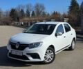 Білий Рено Логан, об'ємом двигуна 1 л та пробігом 120 тис. км за 6399 $, фото 1 на Automoto.ua