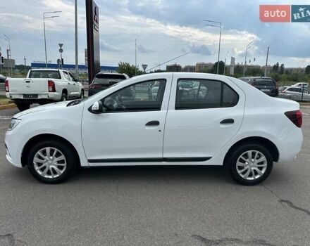 Білий Рено Логан, об'ємом двигуна 0.9 л та пробігом 82 тис. км за 9500 $, фото 4 на Automoto.ua