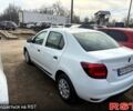 Белый Рено Логан, объемом двигателя 1 л и пробегом 70 тыс. км за 5800 $, фото 4 на Automoto.ua