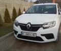 Белый Рено Логан, объемом двигателя 0.9 л и пробегом 164 тыс. км за 5700 $, фото 1 на Automoto.ua
