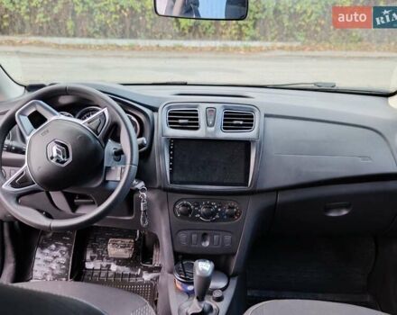 Белый Рено Логан, объемом двигателя 0.9 л и пробегом 89 тыс. км за 8500 $, фото 15 на Automoto.ua
