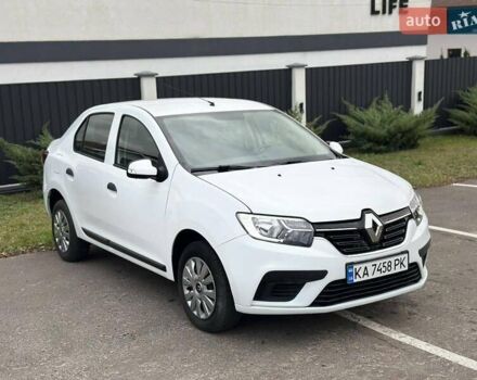 Білий Рено Логан, об'ємом двигуна 0.9 л та пробігом 27 тис. км за 9350 $, фото 3 на Automoto.ua