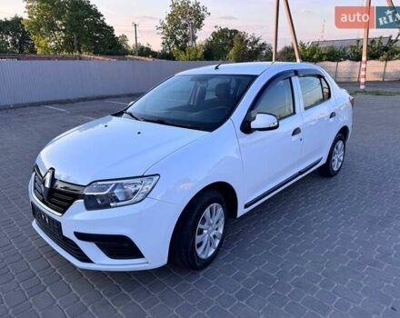 Белый Рено Логан, объемом двигателя 1 л и пробегом 105 тыс. км за 6900 $, фото 16 на Automoto.ua