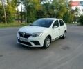 Белый Рено Логан, объемом двигателя 1 л и пробегом 52 тыс. км за 8500 $, фото 1 на Automoto.ua