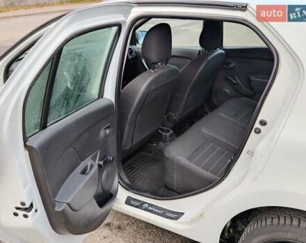 Белый Рено Логан, объемом двигателя 0.9 л и пробегом 89 тыс. км за 8500 $, фото 11 на Automoto.ua