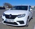 Белый Рено Логан, объемом двигателя 1 л и пробегом 230 тыс. км за 5200 $, фото 1 на Automoto.ua