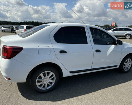 Білий Рено Логан, об'ємом двигуна 1.46 л та пробігом 72 тис. км за 9800 $, фото 5 на Automoto.ua