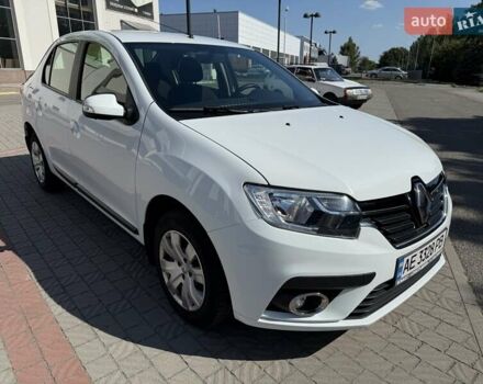 Белый Рено Логан, объемом двигателя 1.46 л и пробегом 33 тыс. км за 12500 $, фото 6 на Automoto.ua