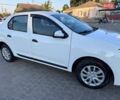 Белый Рено Логан, объемом двигателя 1 л и пробегом 105 тыс. км за 6900 $, фото 29 на Automoto.ua