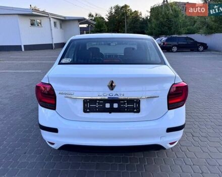 Белый Рено Логан, объемом двигателя 1 л и пробегом 105 тыс. км за 6900 $, фото 2 на Automoto.ua