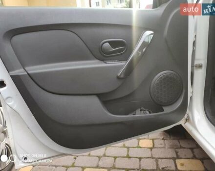 Белый Рено Логан, объемом двигателя 1.46 л и пробегом 120 тыс. км за 8850 $, фото 36 на Automoto.ua