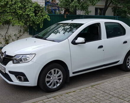 Белый Рено Логан, объемом двигателя 1.46 л и пробегом 180 тыс. км за 8450 $, фото 2 на Automoto.ua