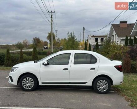 Білий Рено Логан, об'ємом двигуна 0.9 л та пробігом 27 тис. км за 9350 $, фото 4 на Automoto.ua