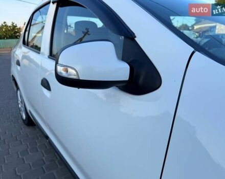 Белый Рено Логан, объемом двигателя 1 л и пробегом 105 тыс. км за 6900 $, фото 35 на Automoto.ua