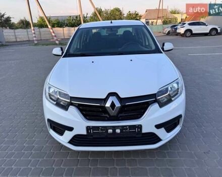Белый Рено Логан, объемом двигателя 1 л и пробегом 105 тыс. км за 6900 $, фото 6 на Automoto.ua